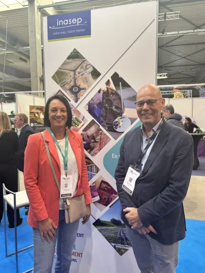 Municipalia - Village de l'eau - stand Inasep - Valérie Lecomte Présidente du CA et Didier Hellin Directeur général