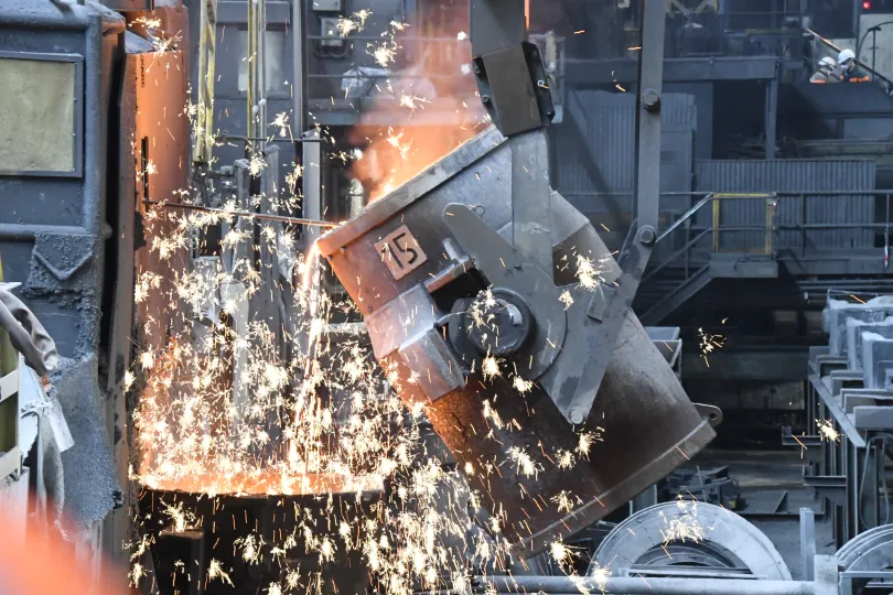 visite de l'usine Saint-Gobain - métal en fusion