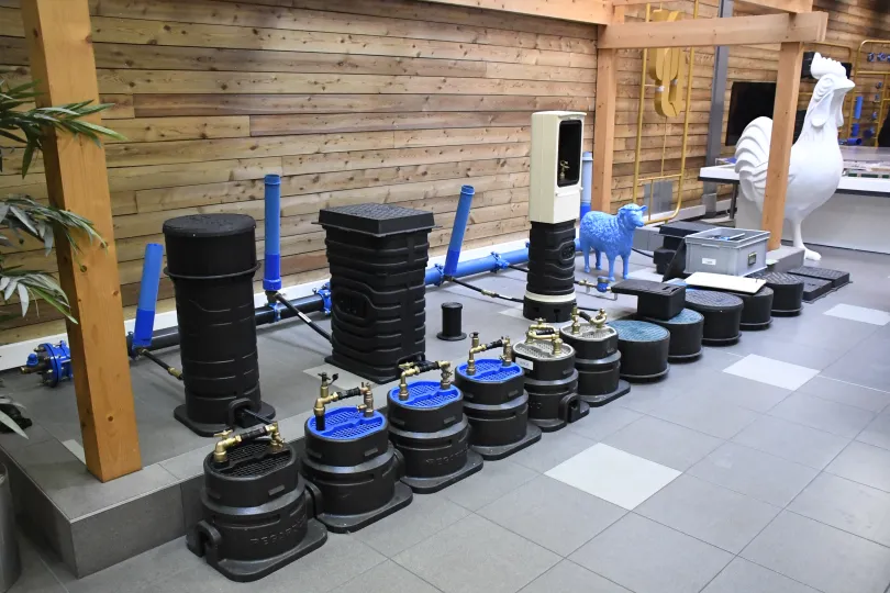 visite de l'usine Huot - matériel exposé