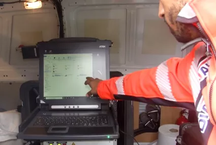 Reportage de MaTélé : Bièvre : cette machine scanne les routes au prix de 250€ par km